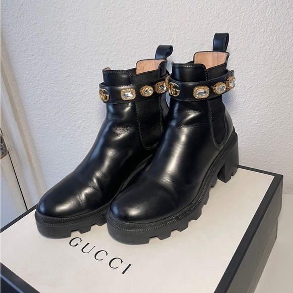 AUTHENTIC GUCCI BOOTS - Picture 6 of 8